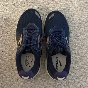 Brooks Ghost 12 shoes. Men’s size 8-4E Wide. Color navy blue and gold Brooks Ghost 12 Review: One Of The Best Running Shoes On The  main image 4